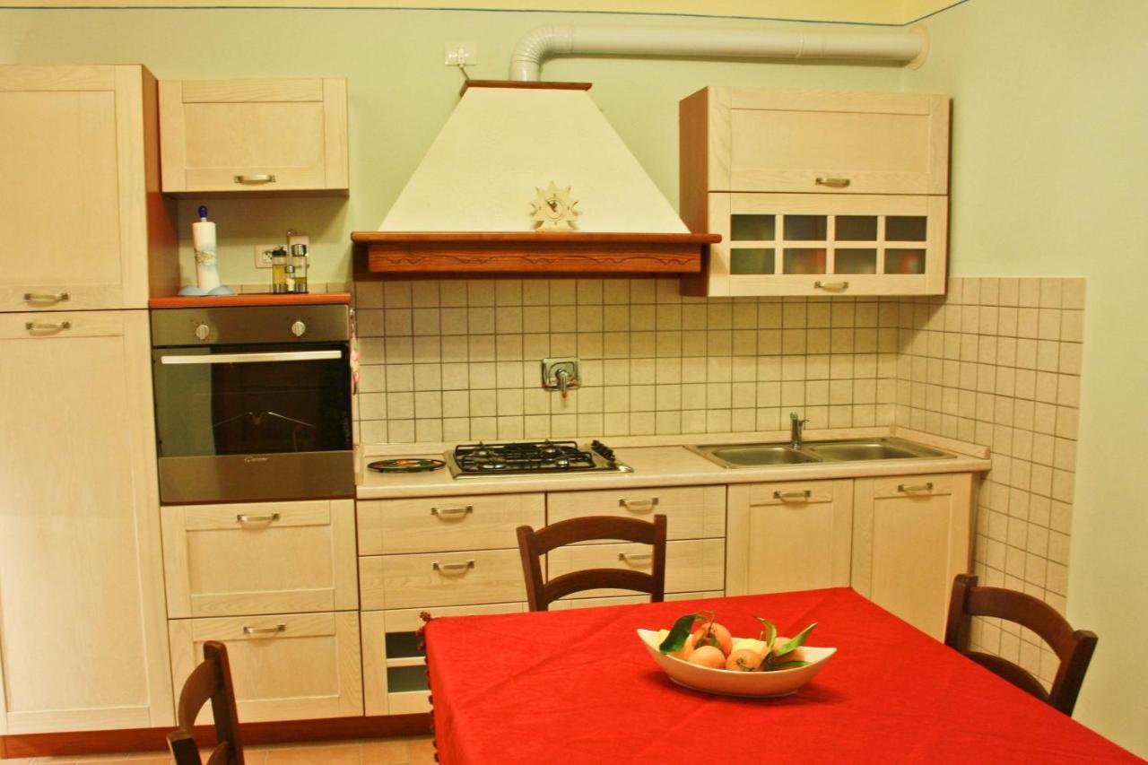 מונטפאלקו Agriturismo Il Girasole מראה חיצוני תמונה