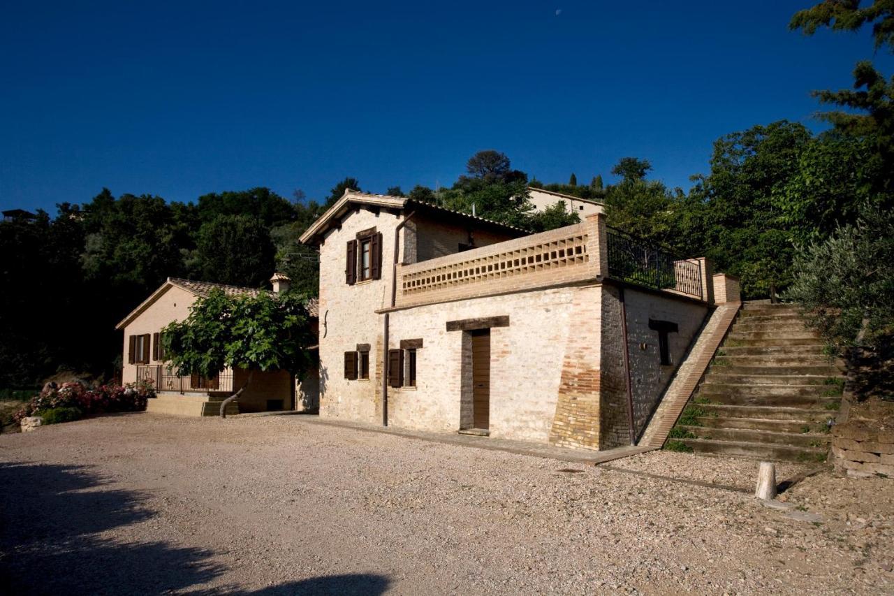 מונטפאלקו Agriturismo Il Girasole מראה חיצוני תמונה